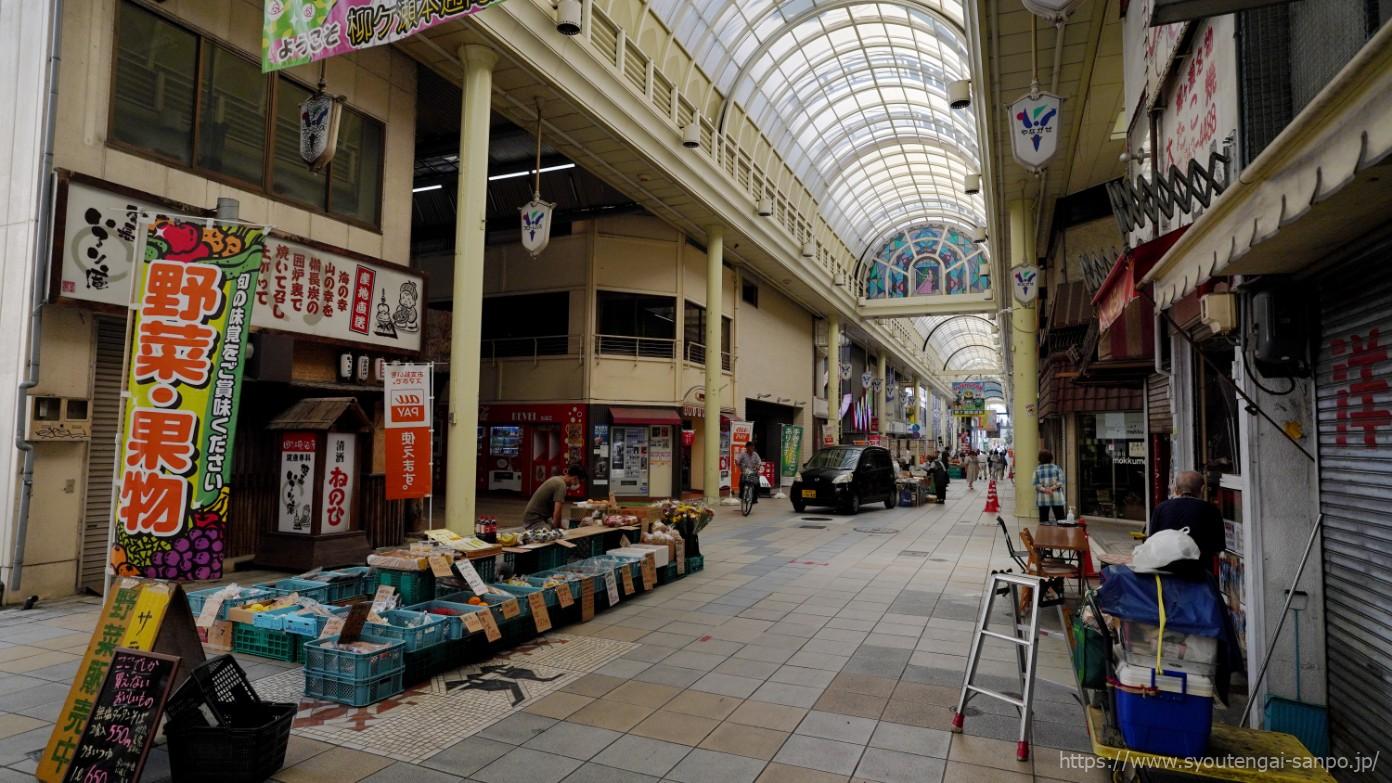柳ヶ瀬本通商店街の風景02