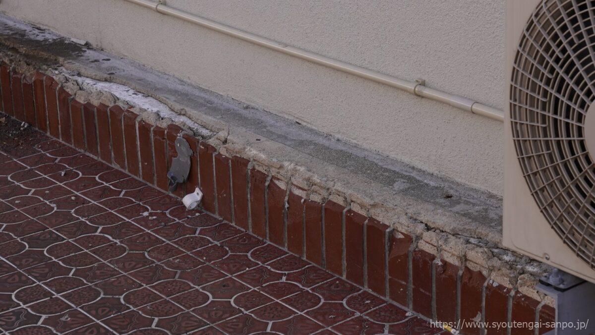 建物裏側の風景