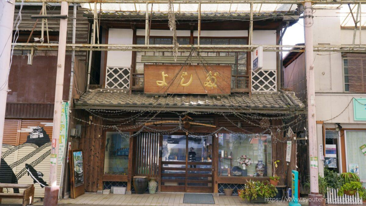 アーケード内のお店02