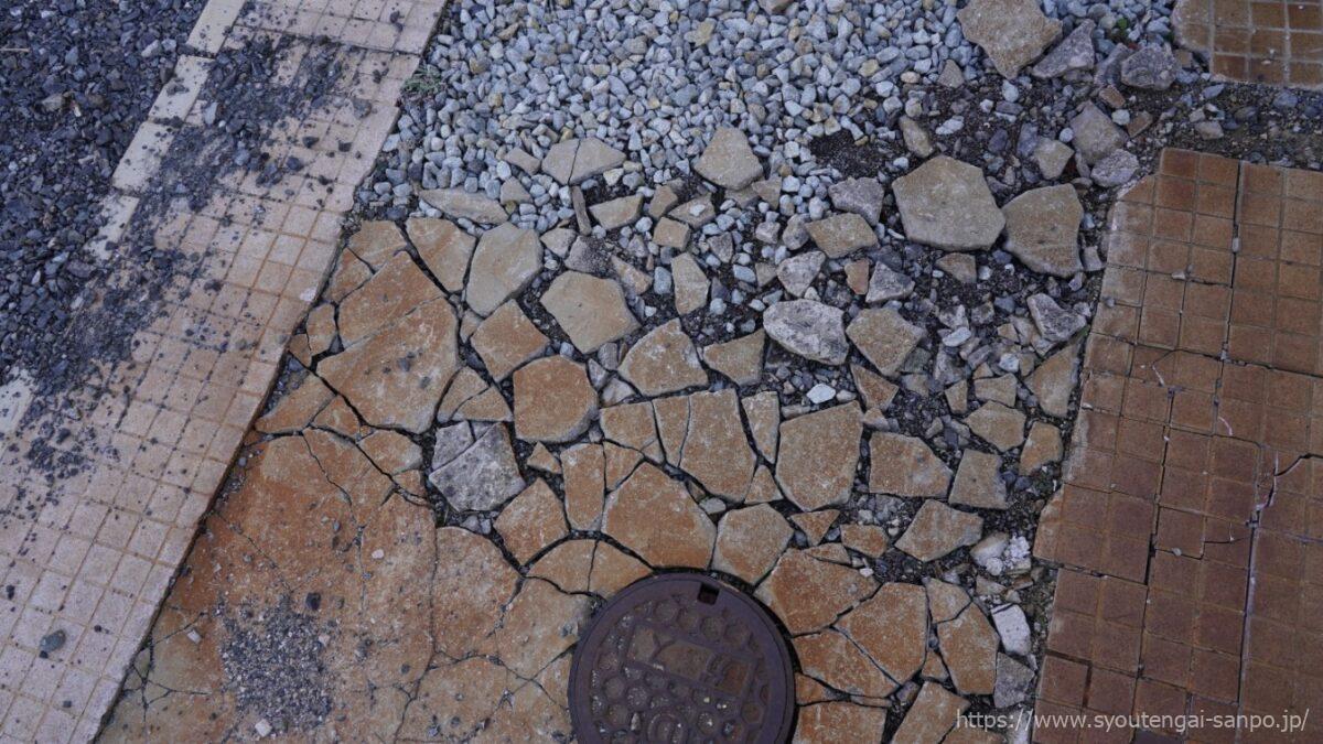 建物裏側の床面02