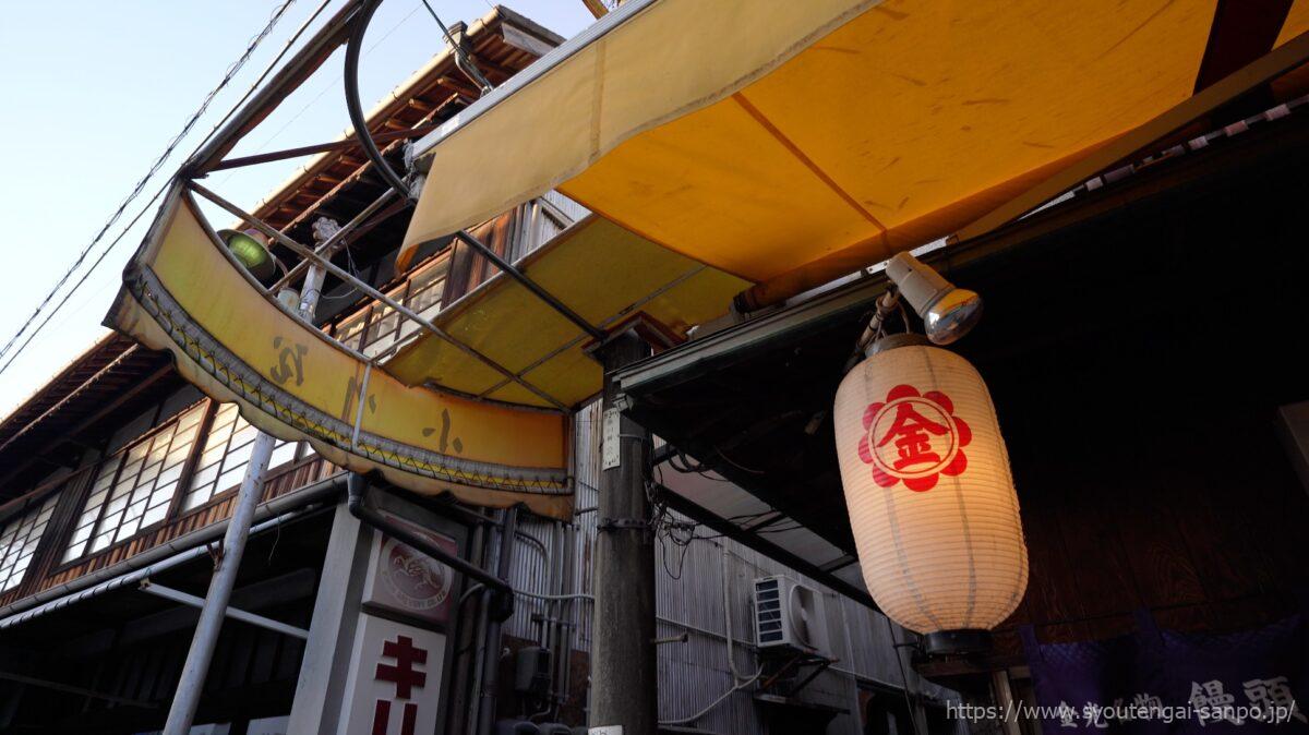 至るところに提灯