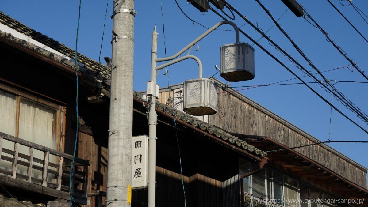 南中町商店街の街路灯05