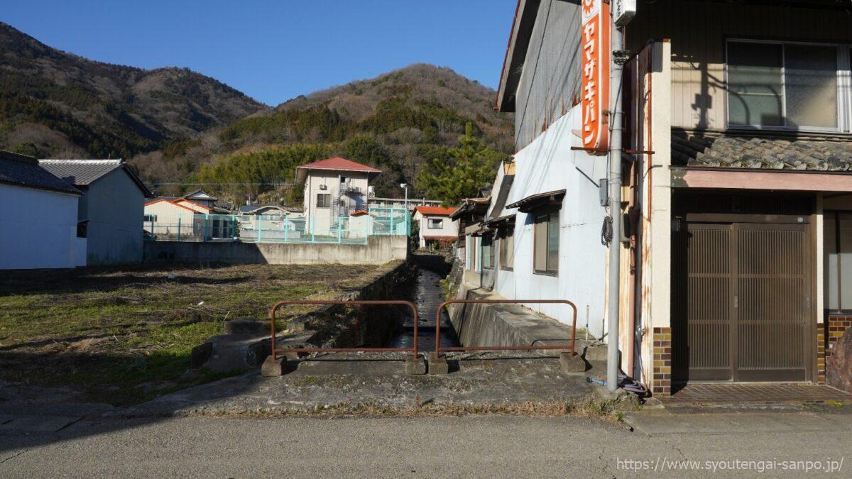 山々の風景02