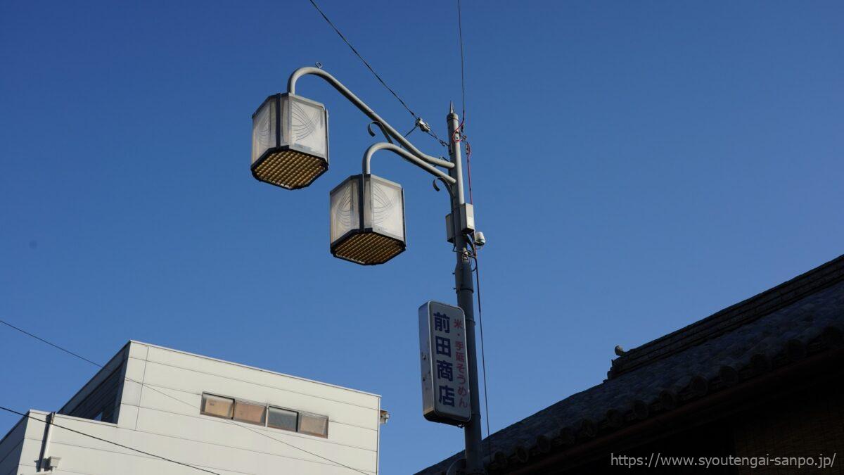 南中町商店街の街路灯06