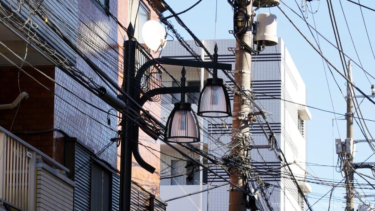 出村通り共栄会の街路灯