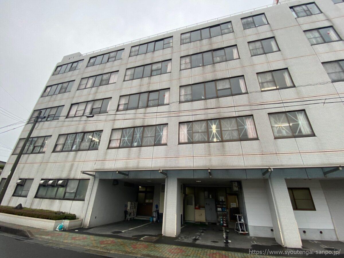 ガラスに災害対策の様子02