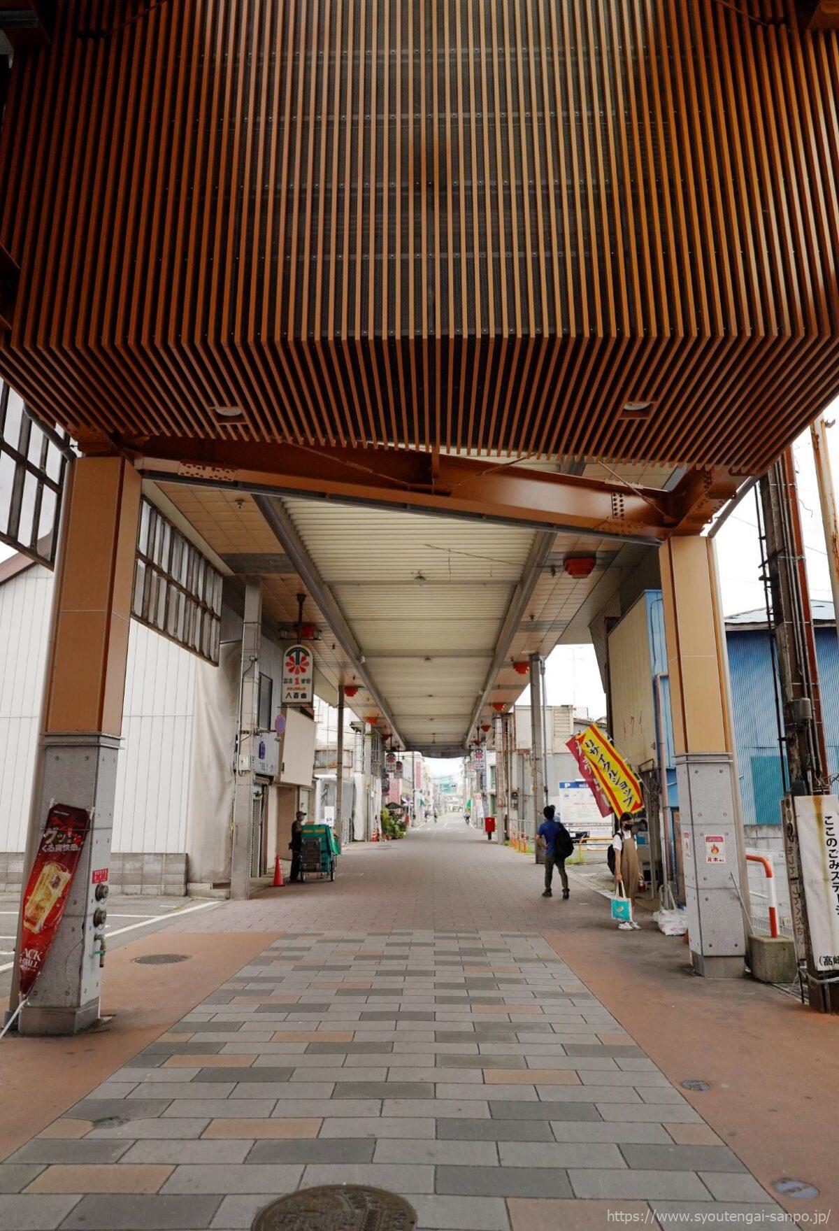 アーケード内風景04