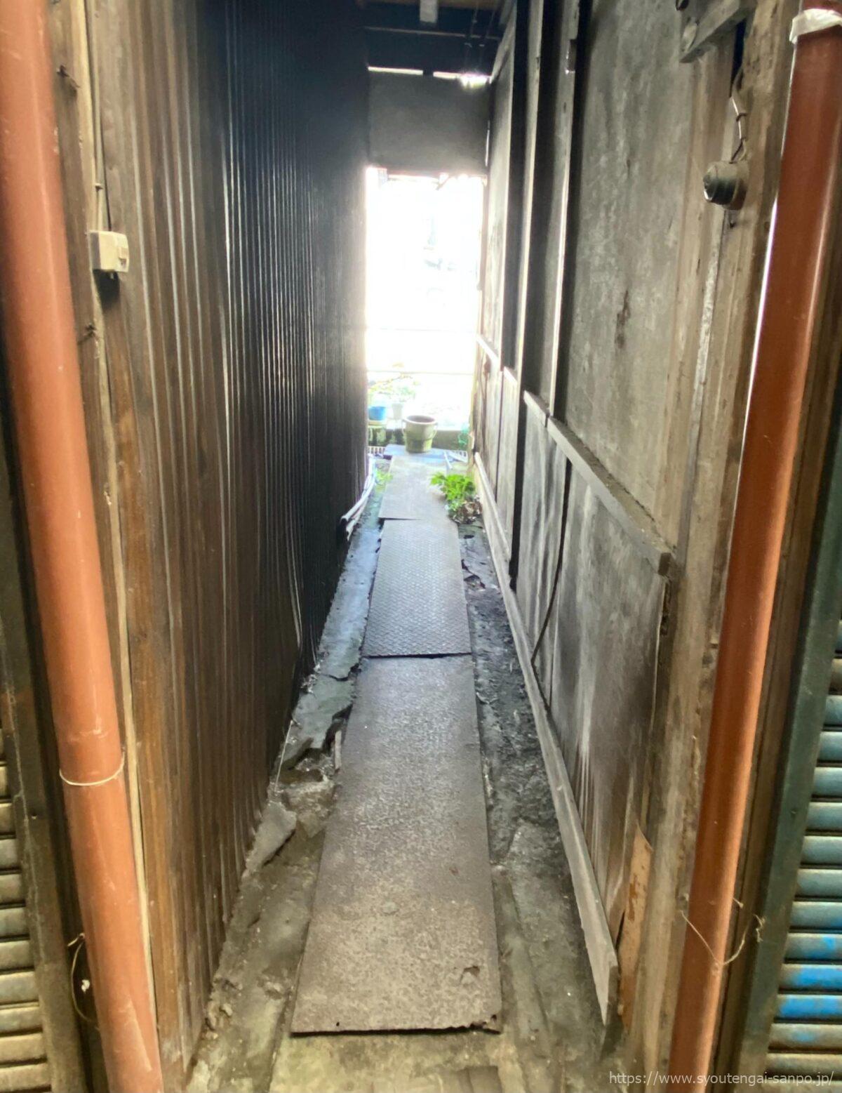 分岐した通路