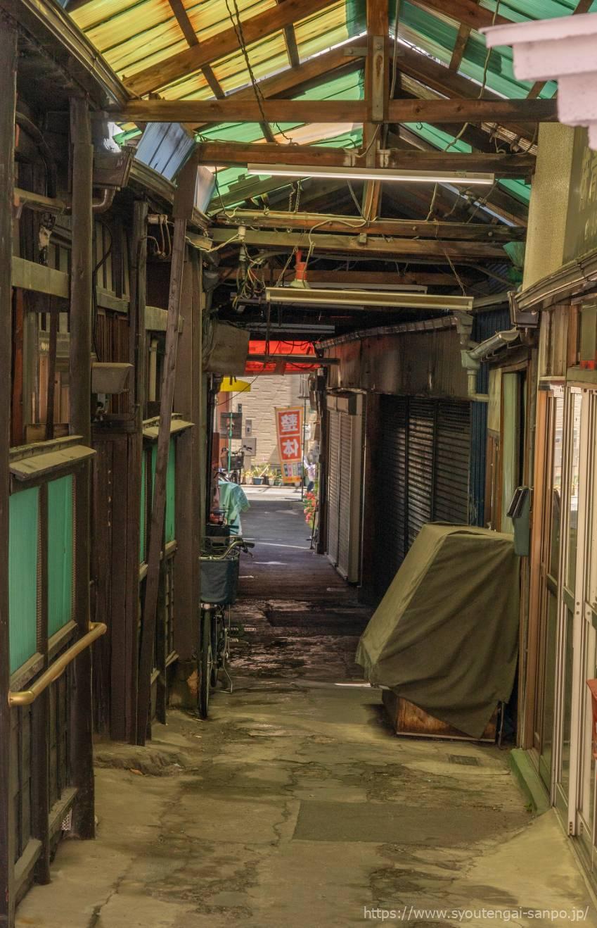 商店街風景