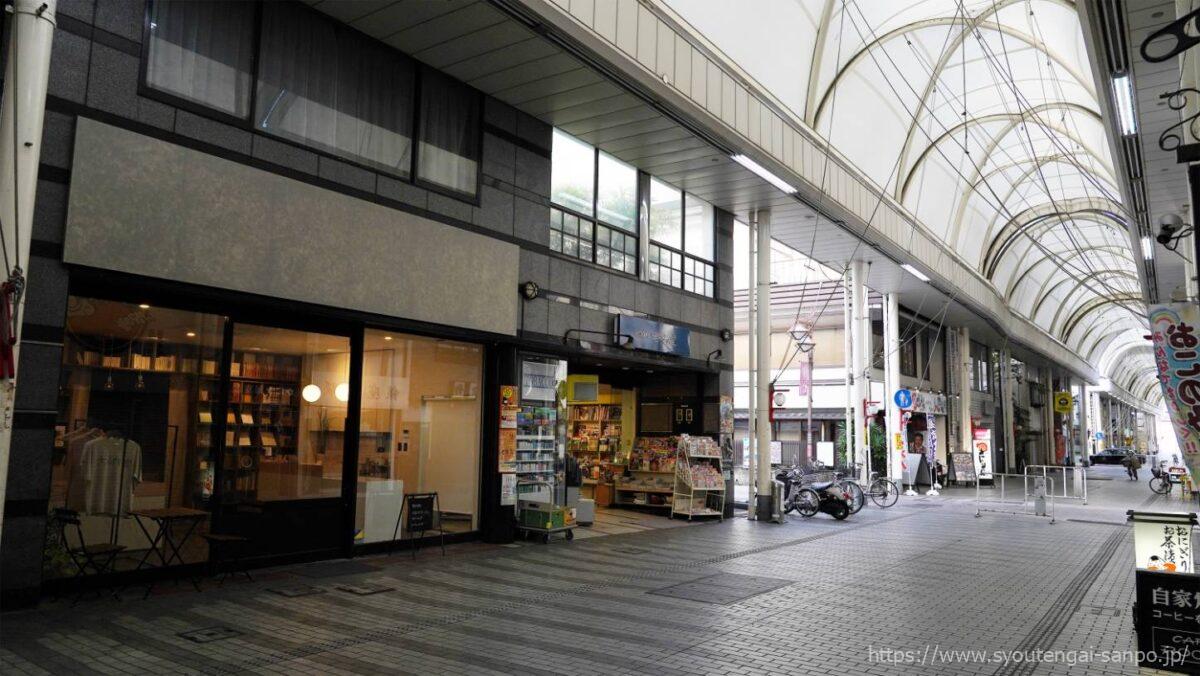 アーケード内風景02