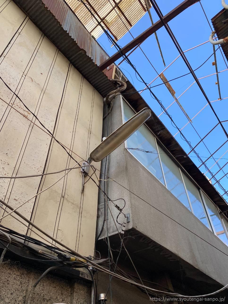 ブラケットライト